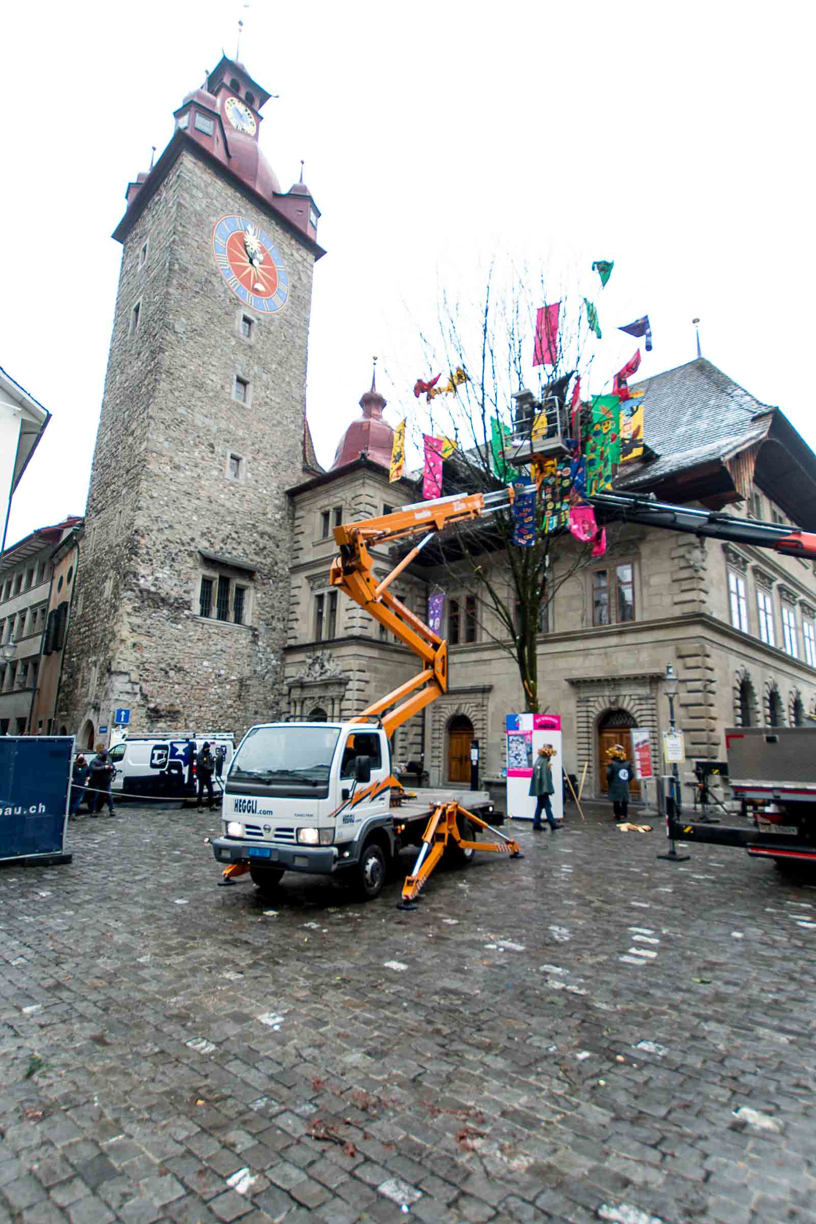 DSC_2875-wwwfasnachtlozaernch-fasnacht2021-guggerbaumstellen--